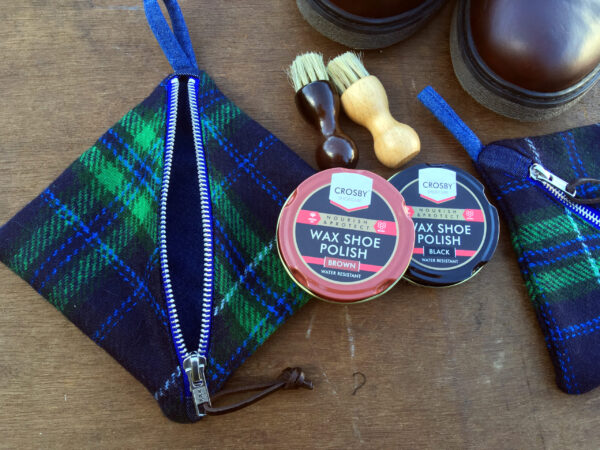 Wool Plaid Tartan Travel Shoe Care Set - Shoe Polish Pocket Kit - Image 2