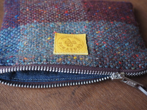 Purse with embroidered silver Shamrock in Rich Autumn Flecked Kerry Tweed - Image 5