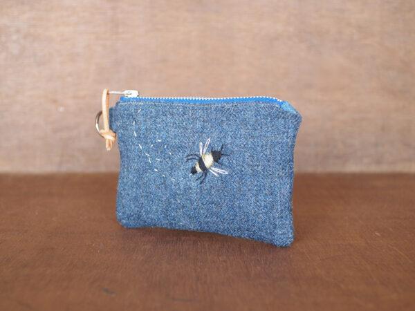Busy Bee - Tweed Wool Purse with embroidery in gold and silver - Image 6