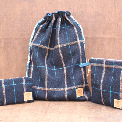 Plaid Wool Tweed Travel Gift Set - XXL Shoe bag - Cosmetic Bag - Coin Wallet - Truffle Brown Tweed & Denim