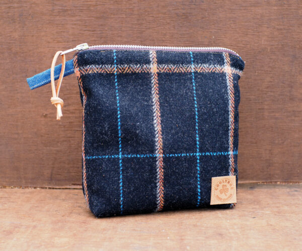 Plaid Wool Tweed Travel Gift Set - XXL Shoe bag - Cosmetic Bag - Coin Wallet - Truffle Brown Tweed & Denim